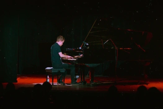 ДЕНИС СТЕЛЬМАХ