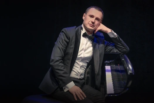 ВИТАЛИЙ КОВАЛЕНКО 