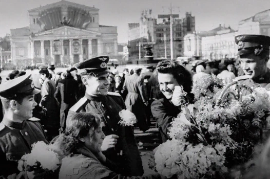 ПАМЯТЬ МЕЖДУ СТРОК